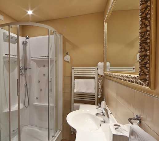 Imagen de la habitación del Hotel Canon D'oro. Foto 11