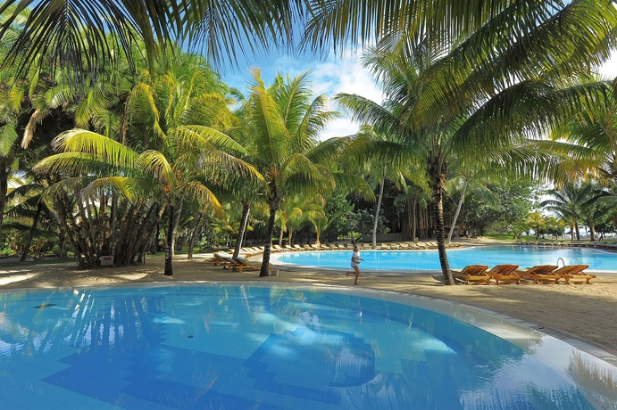 Imagen de la piscina del Hotel Canonnier Beachcomber Golf Resort and Spa. Foto 14