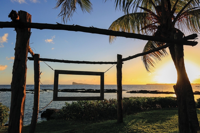 Imagen de los exteriores del Hotel Canonnier Beachcomber Golf Resort and Spa. Foto 13