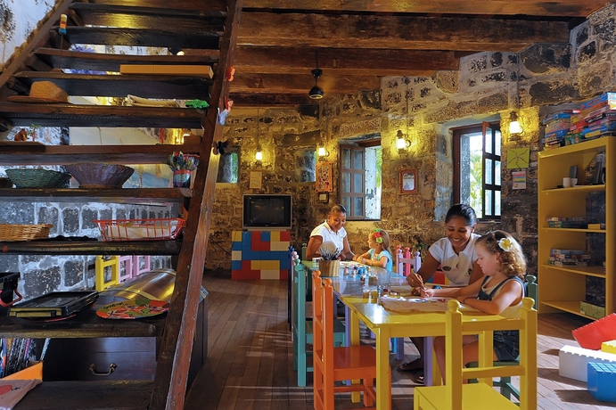 Imagen general del Hotel Canonnier Beachcomber Golf Resort and Spa. Foto 3