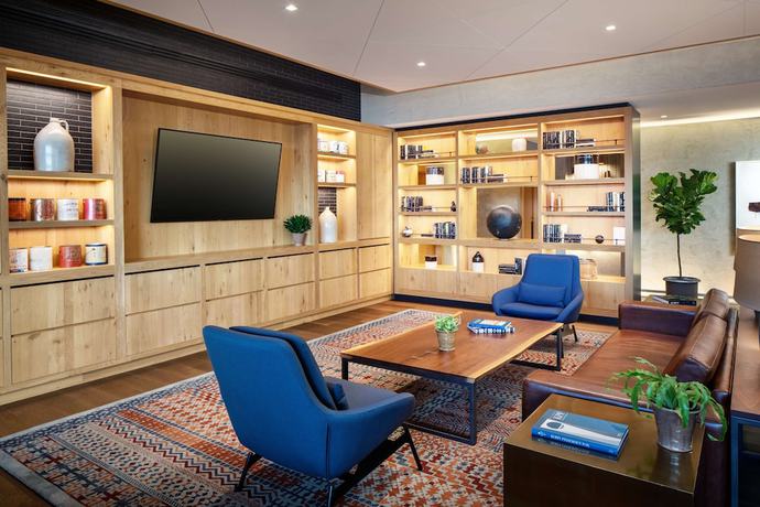 Imagen de los interiores del Hotel Canopy By Hilton Baltimore Harbor Point. Foto 14