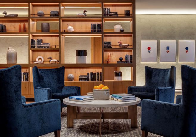 Imagen de los interiores del Hotel Canopy By Hilton Baltimore Harbor Point. Foto 16