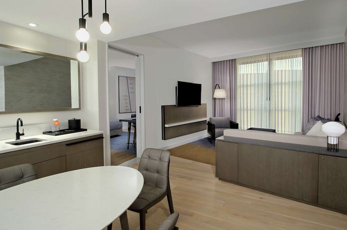 Imagen de la habitación del Hotel Canopy By Hilton Columbus Downtown Short North. Foto 8