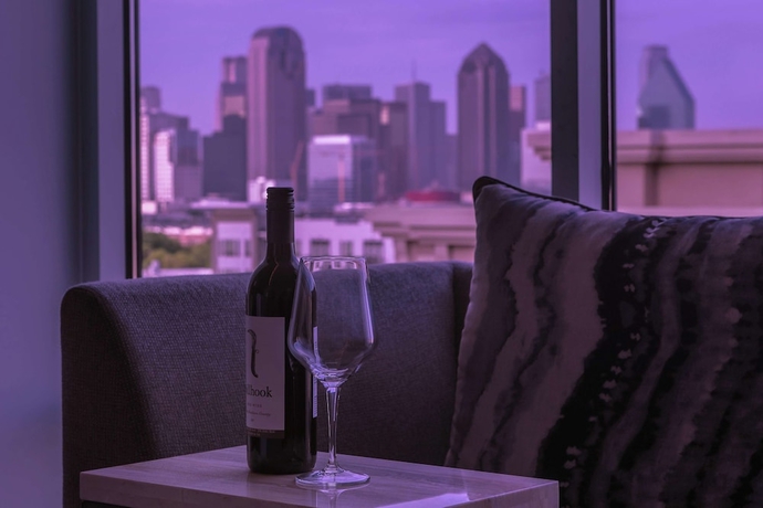 Imagen de la habitación del Hotel Canopy By Hilton Dallas Uptown. Foto 4