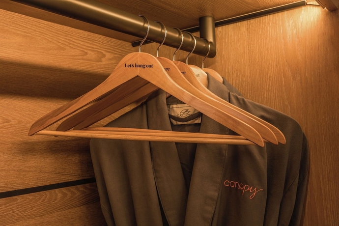 Imagen de la habitación del Hotel Canopy By Hilton Dallas Uptown. Foto 7