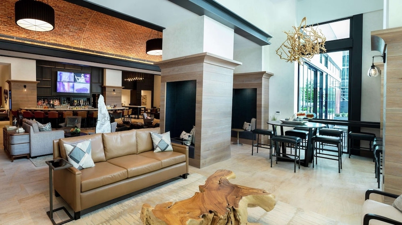 Imagen de los interiores del Hotel Canopy By Hilton Dallas Uptown. Foto 16