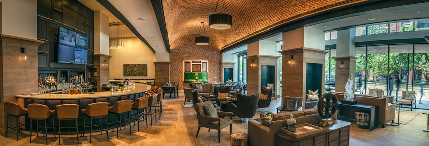 Imagen del bar/restaurante del Hotel Canopy By Hilton Dallas Uptown. Foto 2