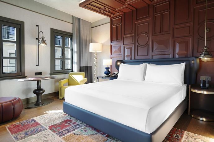 Imagen de la habitación del Hotel Canopy By Hilton Istanbul Taksim. Foto 10