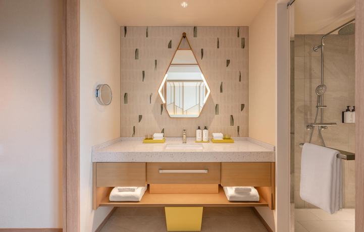 Imagen de la habitación del Hotel Canopy By Hilton Okinawa Miyako Island Resort. Foto 4