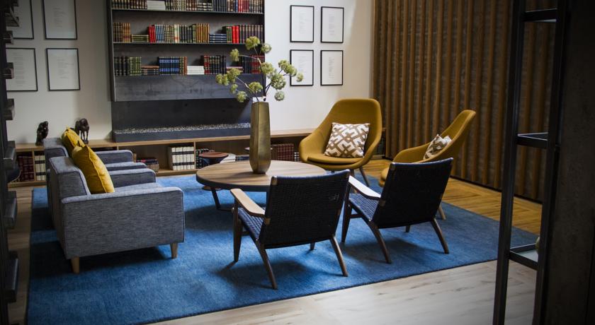 Imagen de los interiores del Hotel Canopy By Hilton Reykjavik City Centre. Foto 8