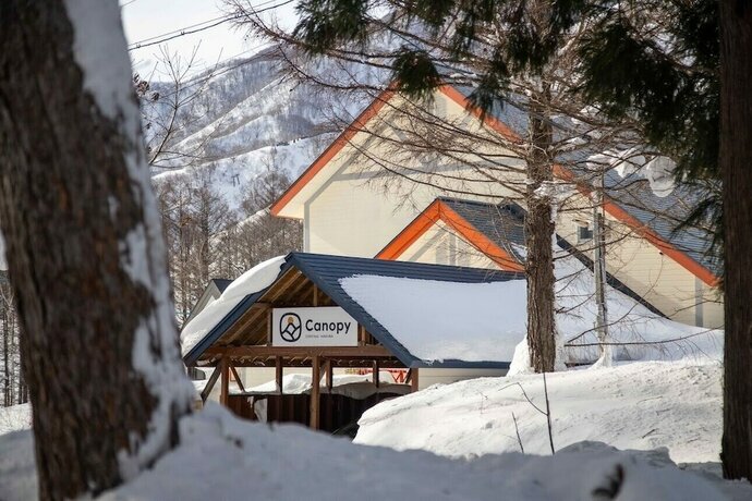 Imagen general del Hotel Canopy Cortina Lodge. Foto 4