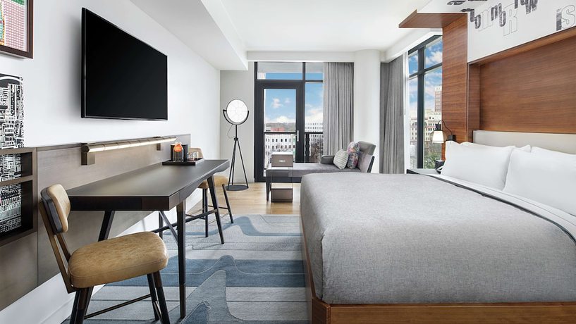 Imagen de la habitación del Hotel Canopy by Hilton Atlanta Midtown. Foto 11