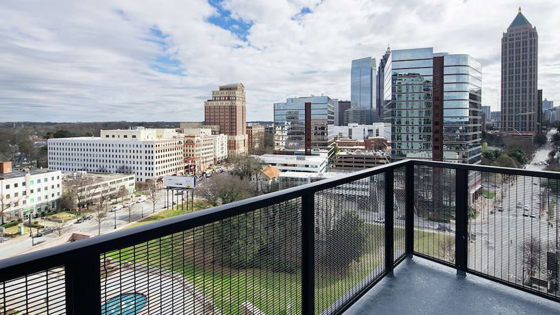 Imagen de la habitación del Hotel Canopy by Hilton Atlanta Midtown. Foto 12