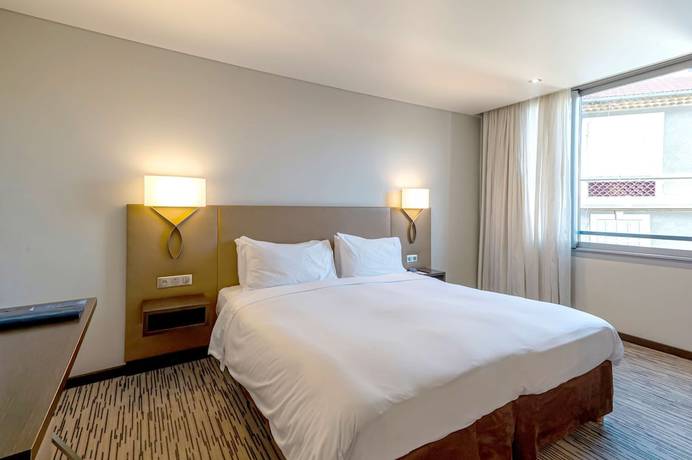 Imagen de la habitación del Hotel Canopy by Hilton Cannes. Foto 3