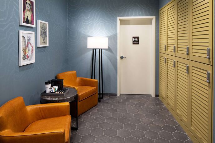 Imagen de los interiores del Hotel Canopy by Hilton Charlotte Southpark. Foto 19