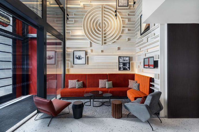 Imagen de los interiores del Hotel Canopy by Hilton Paris Eiffel Tower. Foto 10