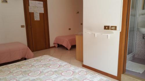 Imagen de la habitación del Hotel Canova, Lido Di Jesolo. Foto 9