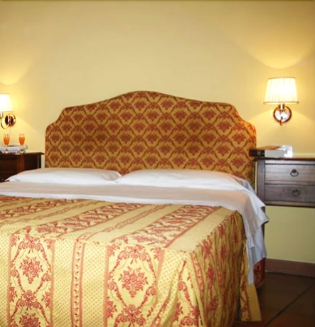 Imagen de la habitación del Hotel Canova, Roma. Foto 10