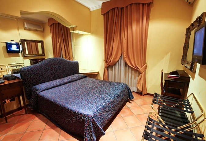 Imagen de la habitación del Hotel Canova, Roma. Foto 15