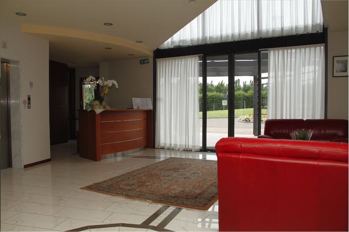 Imagen de los interiores del Hotel Canova, Vettorazzi. Foto 20