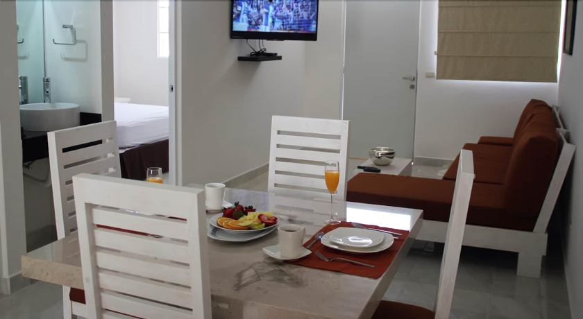 Imagen de la habitación del Hotel Cantabria House Suites. Foto 18