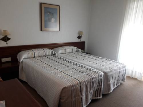 Imagen de la habitación del Hotel Cantabrico. Foto 4
