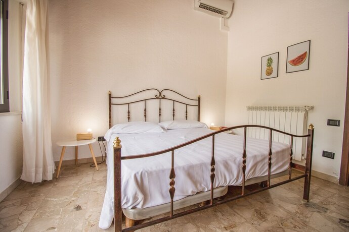 Imagen de la habitación del Hotel Cantalodole. Foto 12