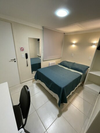 Imagen de la habitación del Hotel Cantareira. Foto 11