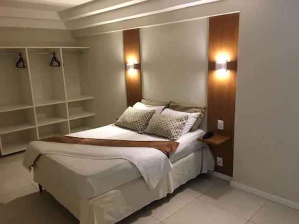 Imagen de la habitación del Hotel Cantareira. Foto 17