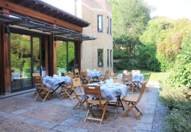 Imagen del bar/restaurante del Hotel Canterbury Cathedral Lodge. Foto 4
