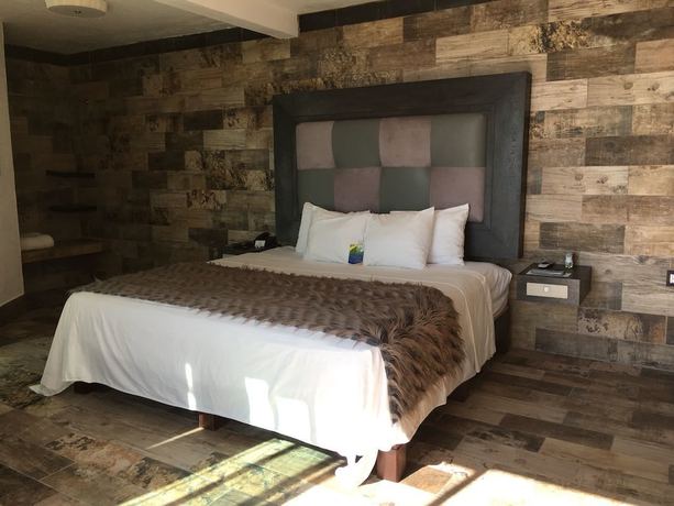 Imagen de la habitación del Hotel Cantil Spa Boutique. Foto 5