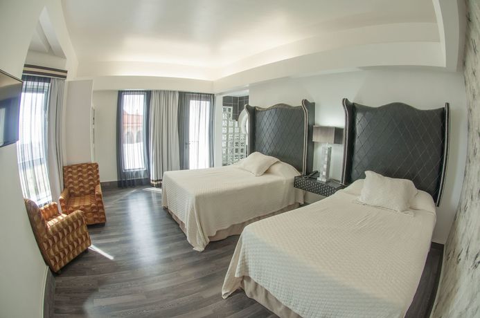 Imagen de la habitación del Hotel Cantil Spa Boutique. Foto 16