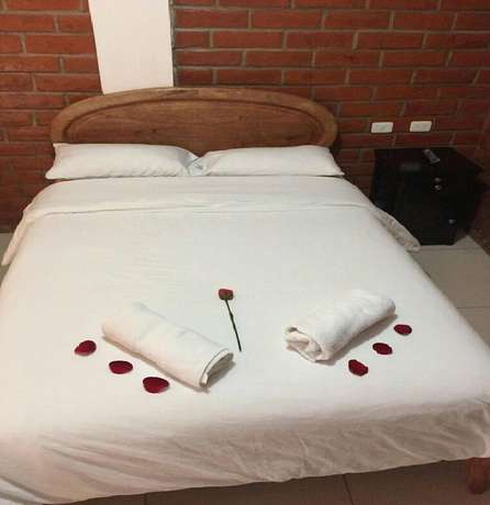 Imagen de la habitación del Hotel Ca&ntilde;averal, Ba&ntilde;os de Agua Santa. Foto 8