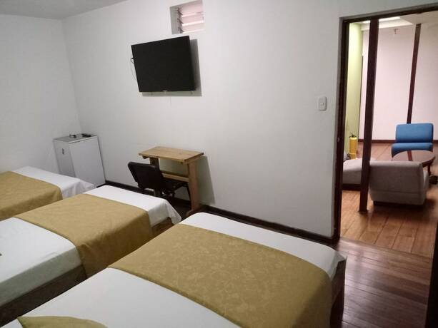 Imagen general del Hotel Ca&ntilde;averal Plaza. Foto 3