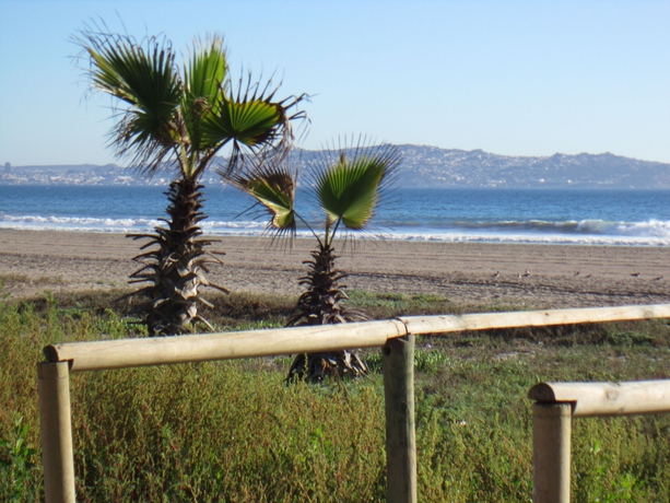 Imagen de los exteriores del Hotel Canto del Mar. Foto 4