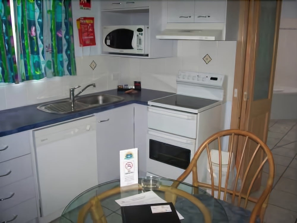 Imagen de la habitación del Hotel Canton Beach Holiday Park. Foto 9