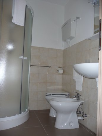 Imagen de la habitación del Hotel Cantore. Foto 10