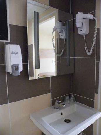 Imagen de la habitación del Hotel Cantosorgue. Foto 3