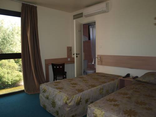 Imagen de la habitación del Hotel Cantosorgue. Foto 8