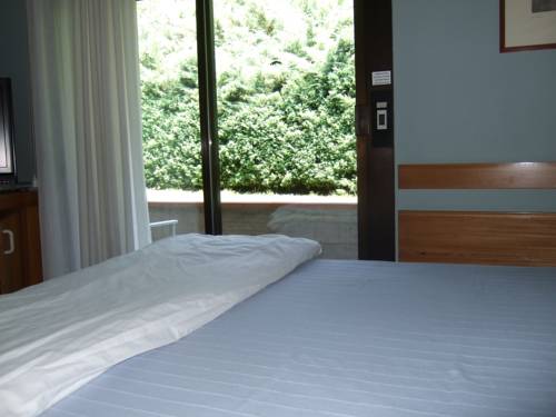 Imagen de la habitación del Hotel Canturio. Foto 7