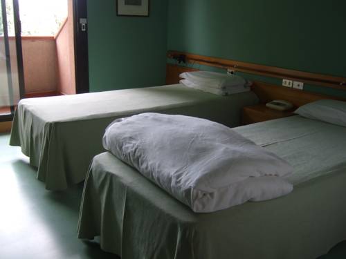 Imagen de la habitación del Hotel Canturio. Foto 9