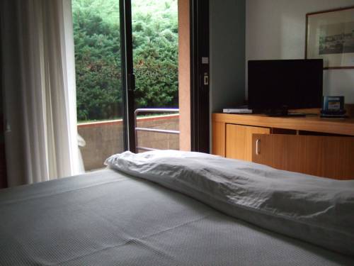 Imagen de la habitación del Hotel Canturio. Foto 16