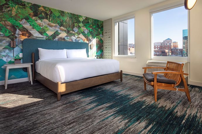 Imagen de la habitación del Hotel Canvas Moncton, Tapestry Collection by Hilton. Foto 8