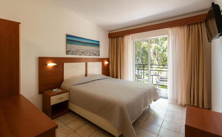 Imagen general del Hotel Canvas by Mitsis Messonghi. Foto 2