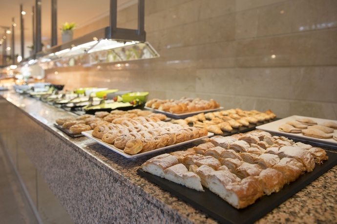 Imagen del bar/restaurante del Hotel Canyamel Park and Spa - Adults Only. Foto 6