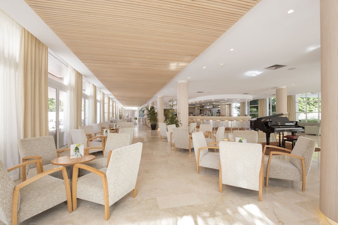 Imagen del bar/restaurante del Hotel Canyamel Park and Spa - Adults Only. Foto 7