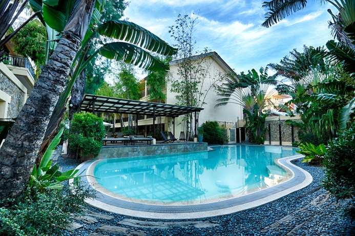 Imagen de la piscina del Hotel Canyon De Boracay & Resorts. Foto 16