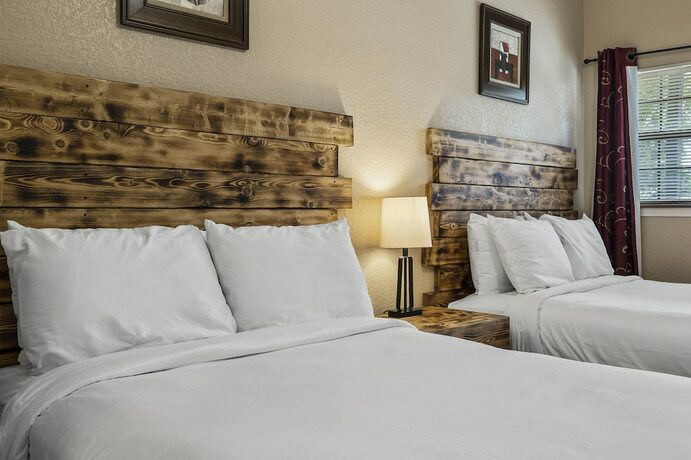 Imagen general del Hotel Canyon Lake Cabins and Event Center. Foto 9