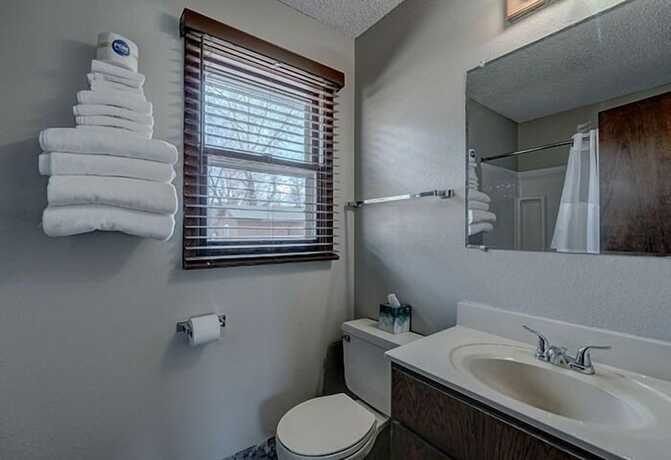Imagen general del Hotel Canyon Lake Resort. Foto 4