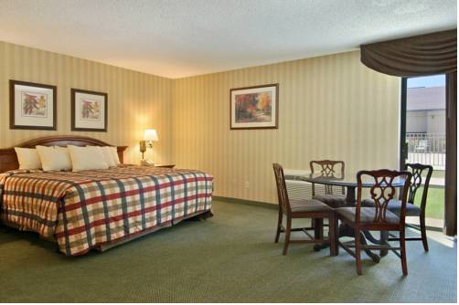 Imagen de la habitación del Hotel Canyon Springs Extended Stay. Foto 7